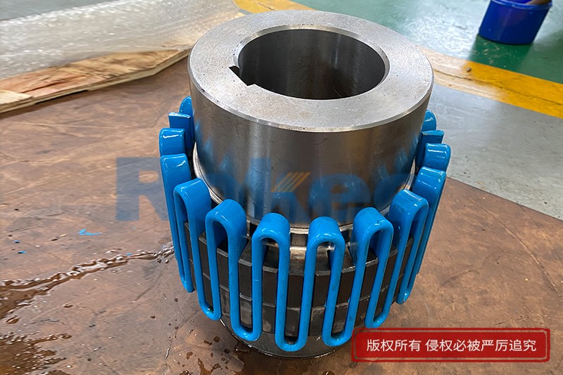 蛇簧聯(lián)軸器,蛇形彈簧聯(lián)軸器,蛇形聯(lián)軸器,Rokee蛇形簧高速聯(lián)軸器重量,榮基聯(lián)軸器生產(chǎn)廠家